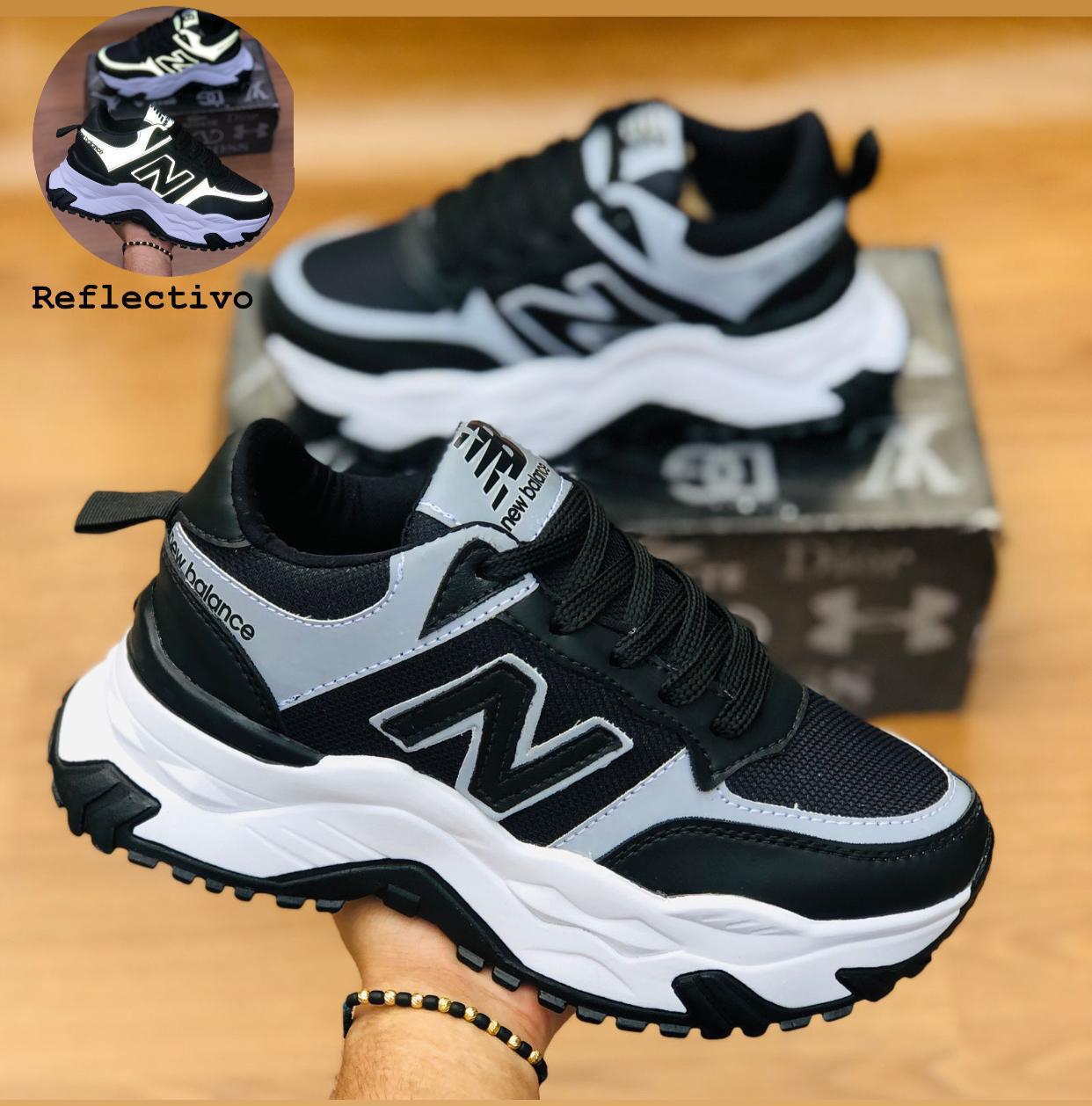 New Balance Tractor Dama Negro